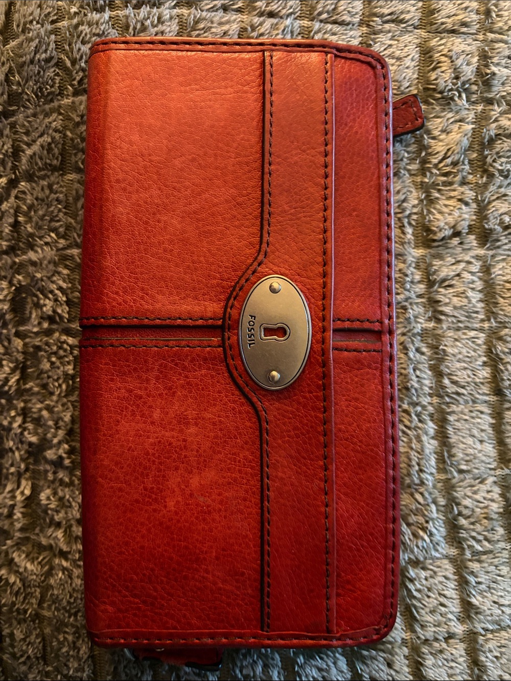 Fossil Vintage Red Leather Zip Wallet Clutch